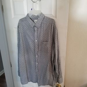 Long sleeve buttondown